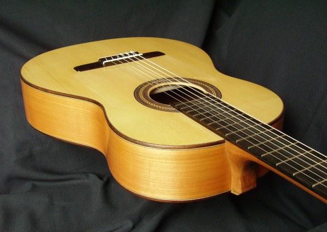 Guitarra Flamenca